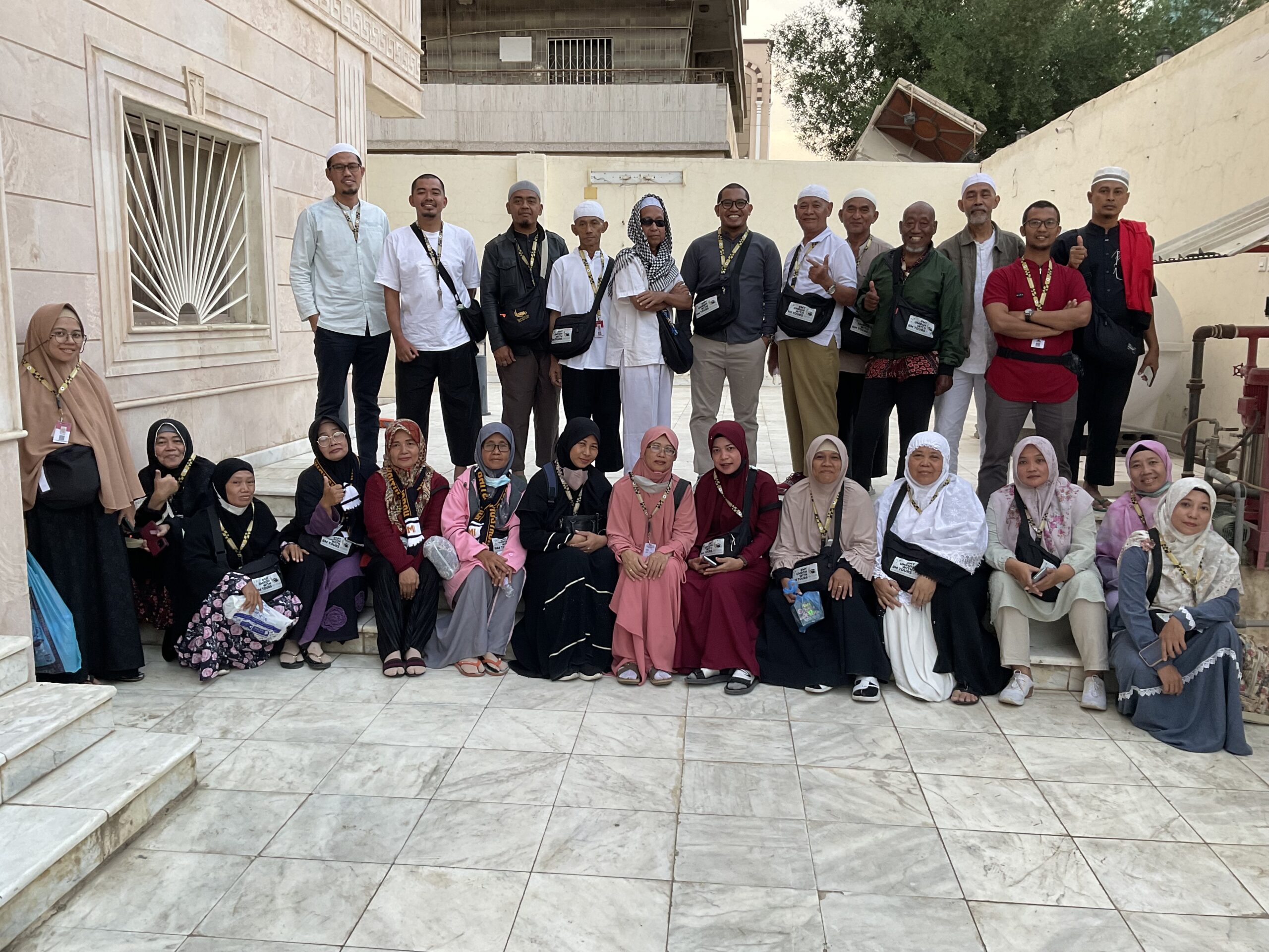 60FB468F-8FE3-4FC9-907A-1714C4C6B618